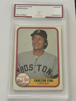 1981 Topps Carlton Fisk #224 TGC Authentic Boston Red Sox HOF